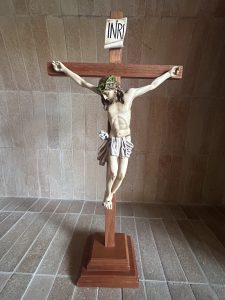 Cristo con peana 58cm