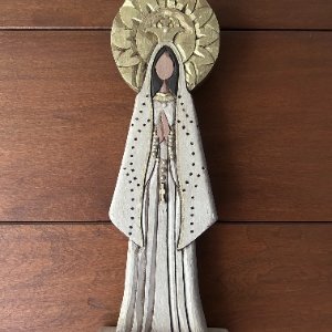 Virgen del Valle Huellas 32cm de pared