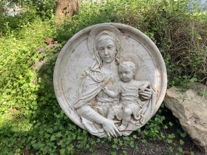 Medallón Virgen con Niño